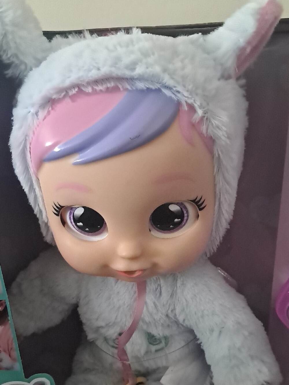 Cry Babies Sleep Routine Doll - Picture 2 of 11